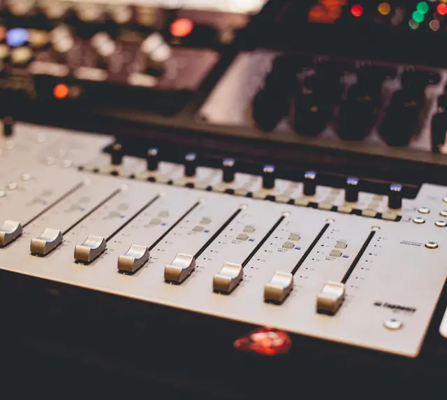Professional Sound Mixer